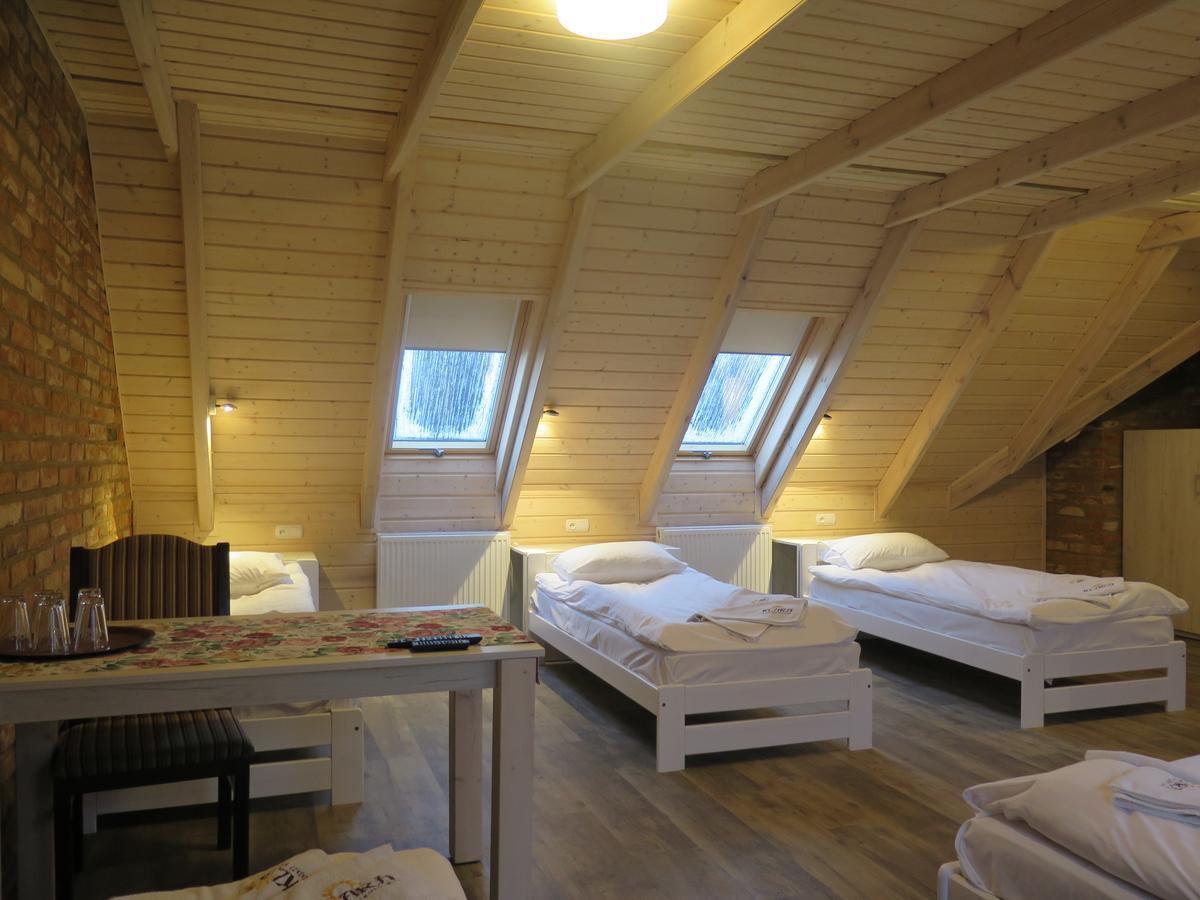 Motel Klara Sobotka  ภายนอก รูปภาพ